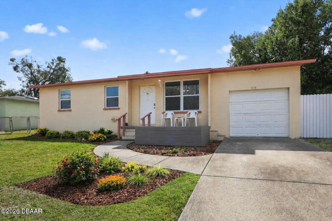 630 S Lanvale Avenue, Daytona Beach, FL 32114 Main Photo