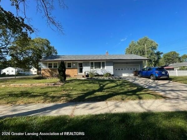 1101 Kendon Drive, Lansing, MI 48910