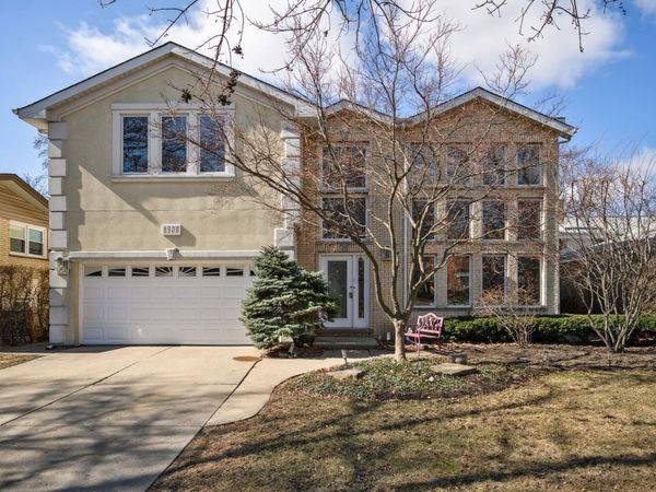 8938 Keeler Avenue , Skokie, IL 60076