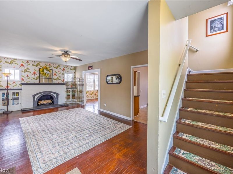 206 33rd Street NW, Canton, OH 44709 Photo 2