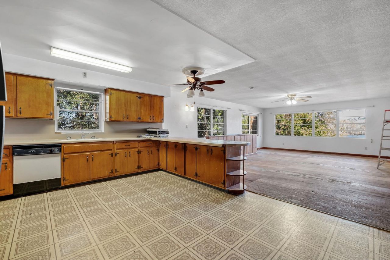 24212 / 4158 Lanier Street, Tallahassee, FL 32310 Photo