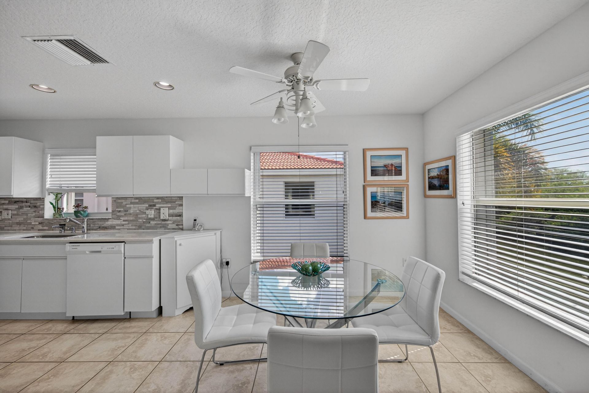 7676 Springwater Place, Unit 201, Boynton Beach, FL 33437 Photo