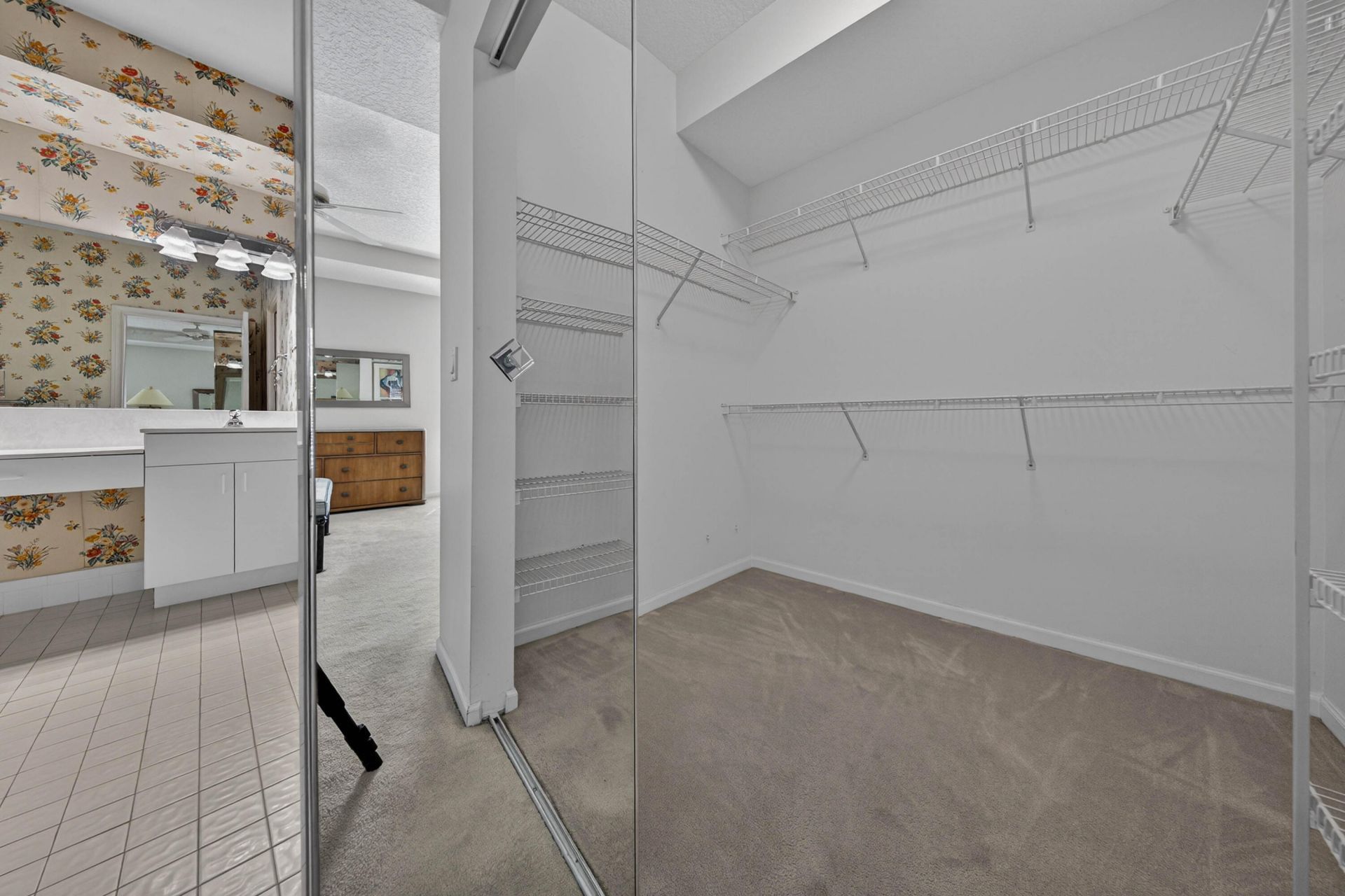 7676 Springwater Place, Unit 201, Boynton Beach, FL 33437 Photo