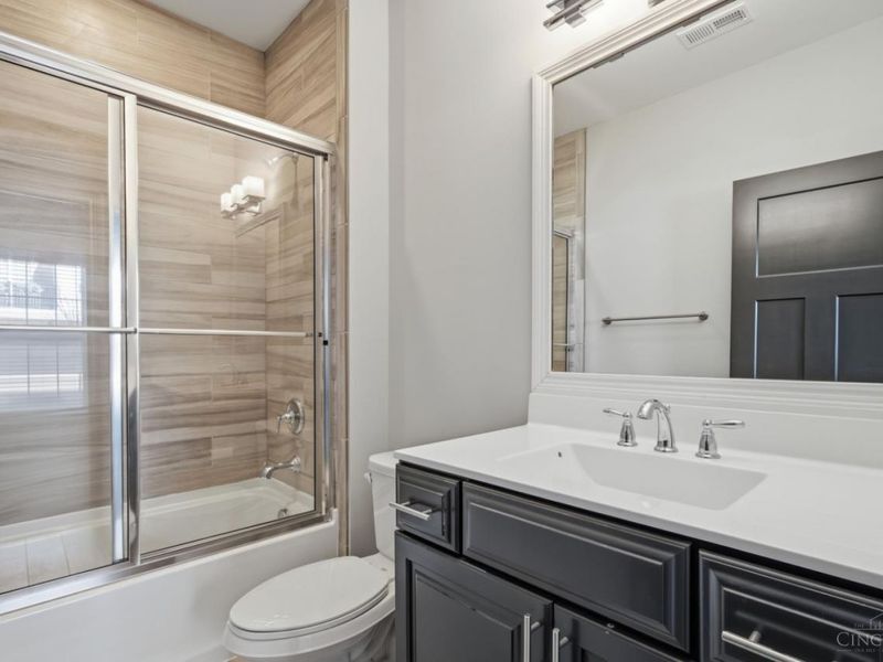 121 Lowe Lane, Dayton, OH 45402 Photo 8