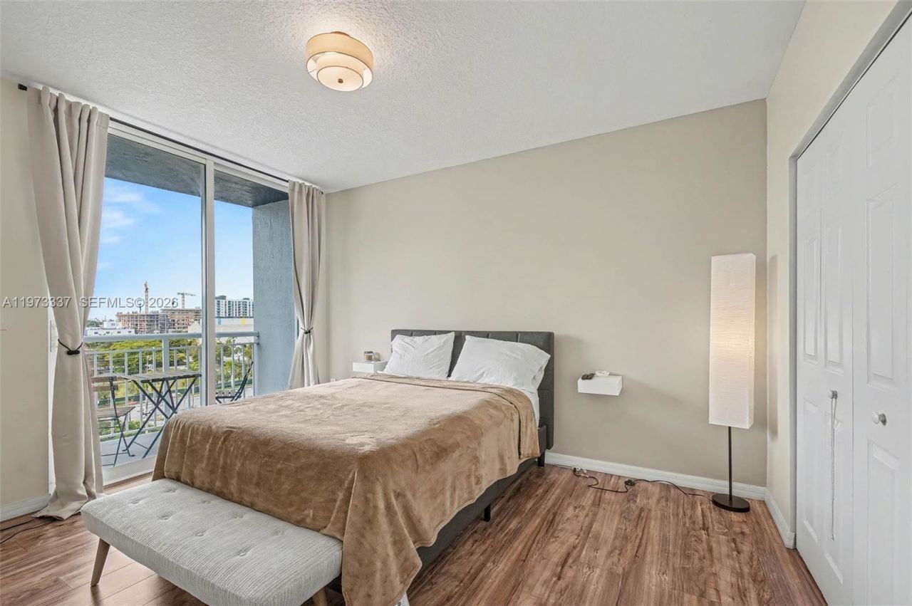 275 NE 18th St, Unit 703, Miami, FL 33132 Photo