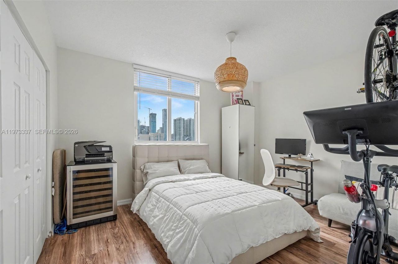 275 NE 18th St, Unit 703, Miami, FL 33132 Photo