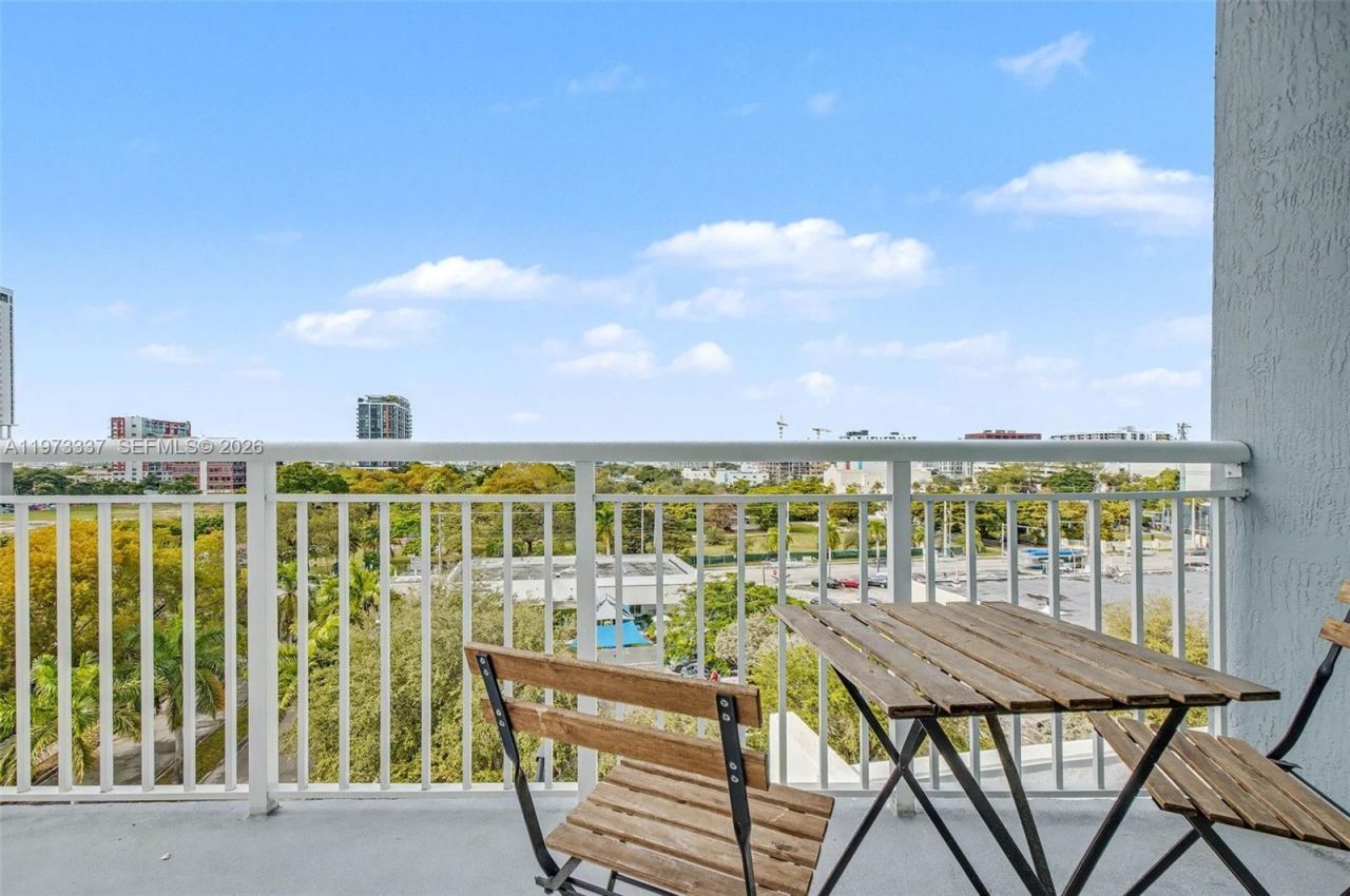 275 NE 18th St, Unit 703, Miami, FL 33132 Photo