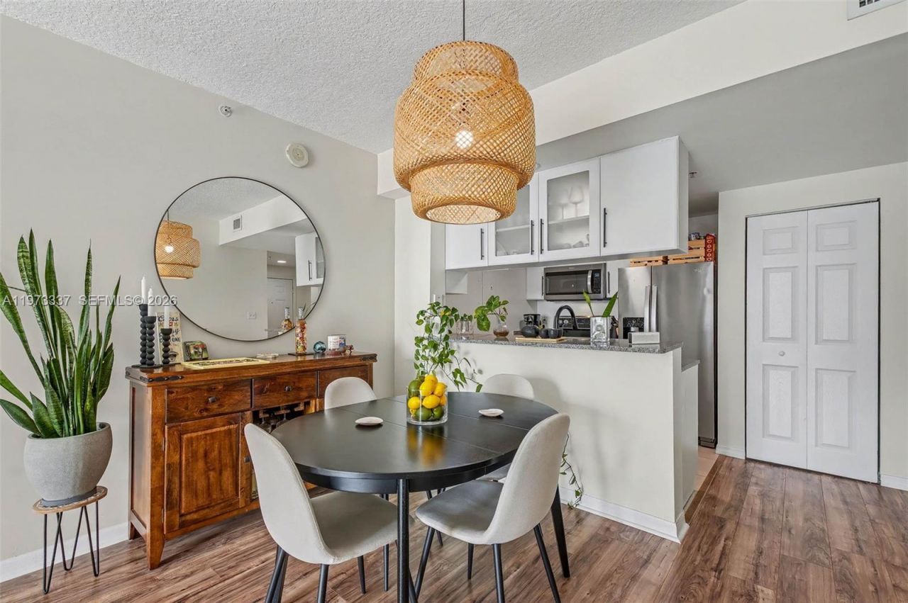 275 NE 18th St, Unit 703, Miami, FL 33132 Photo