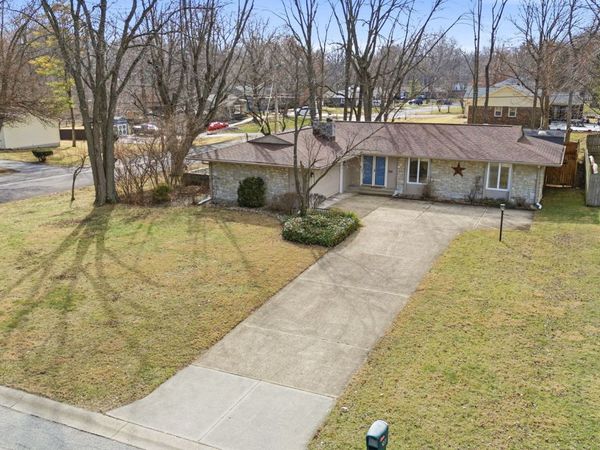 300 Sunset Boulevard, Greenwood, IN 46142