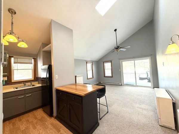 21 Plaza Village Road, Unit D, Plymouth, NH 03264