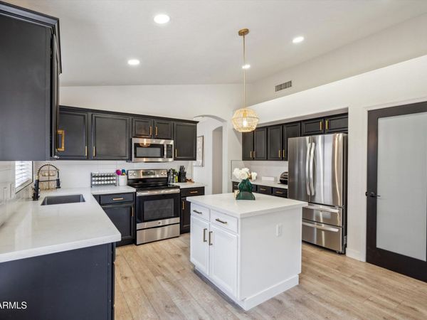 4440 E TETHER Trail, Phoenix, AZ 85050