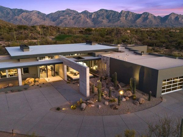 1190 W TORTOLITA MOUNTAIN Circle, Oro Valley, AZ 85755