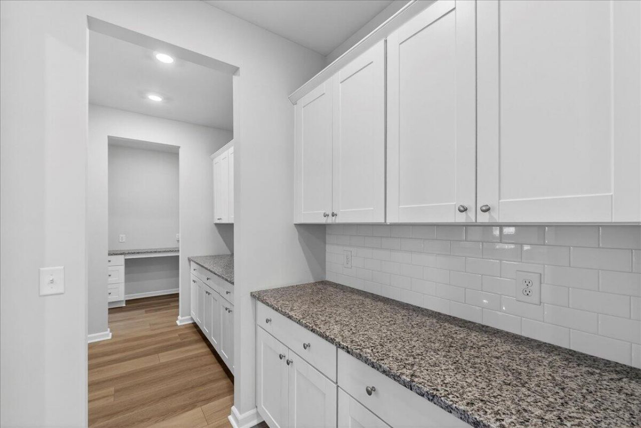 1896 Nola Run Photo 18