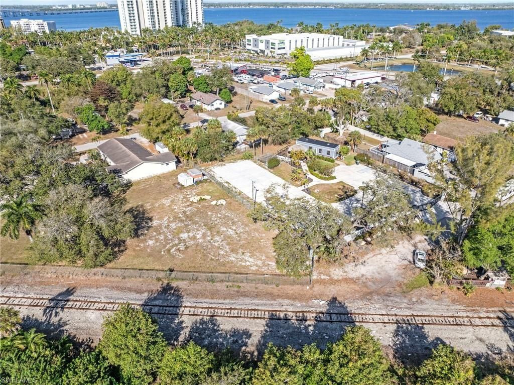 1280 & 1290 Williams St , Fort Myers, FL 33916 Photo