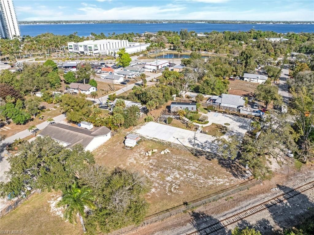 1280 & 1290 Williams St , Fort Myers, FL 33916 Photo