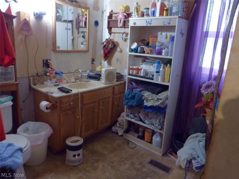 122 N Pleasant Street, New Lexington, OH 43764 Photo 7