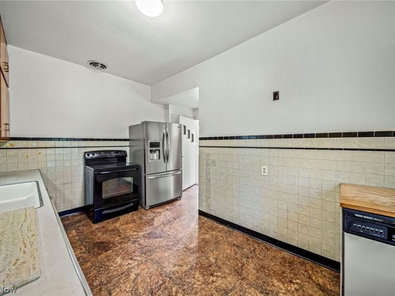 7224 Burridge Avenue, Mentor, OH 44060 Photo 9