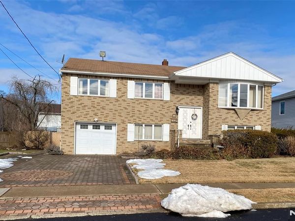 95 Atkins Terrace, EAST RUTHERFORD, NJ 07073
