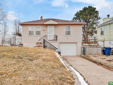 6318 Seward Street, Omaha, NE 68104