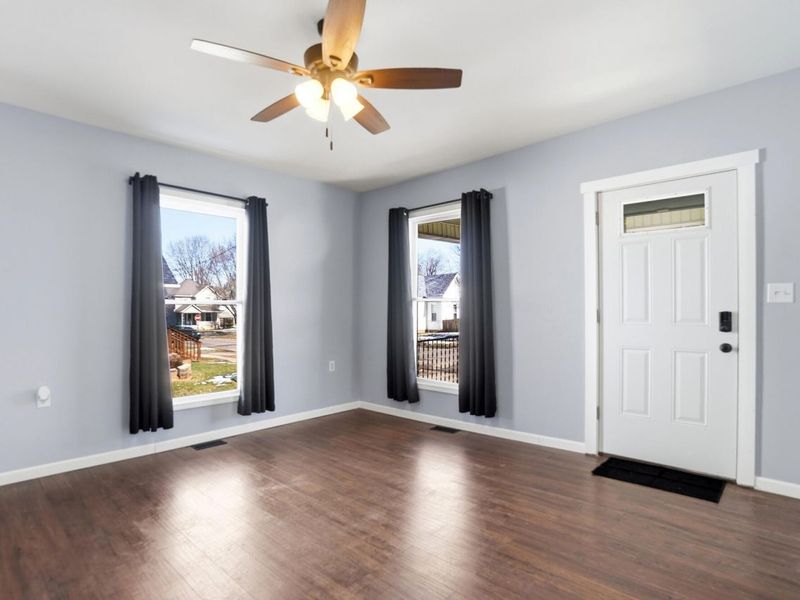 516 S Madriver Street, Bellefontaine, OH 43311 Photo 6