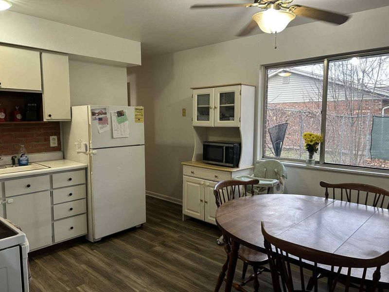 304 Sunset Drive, New Carlisle, OH 45344 Photo 18