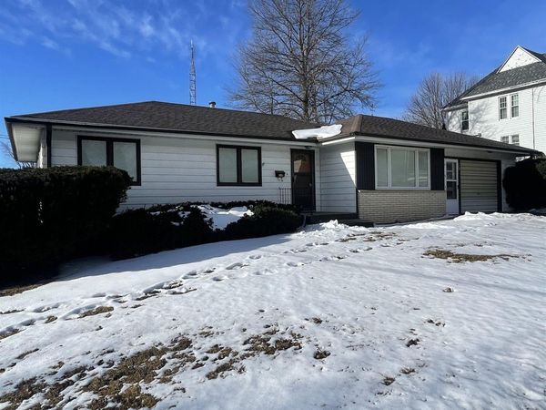 110 E 10Th Street, Carroll, IA 51401