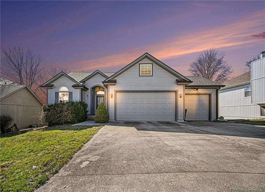 18013 E 26th Terrace Court, Independence, MO 64057 Main Photo