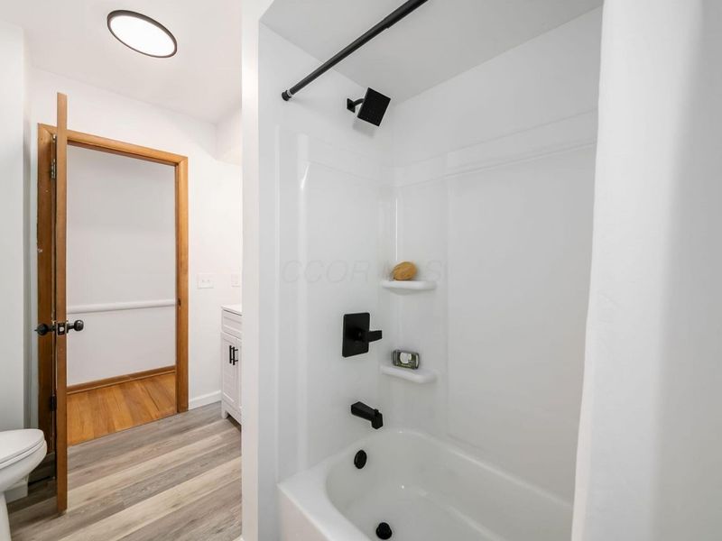 1423 Cottingham Court E, Columbus, OH 43209 Photo 38