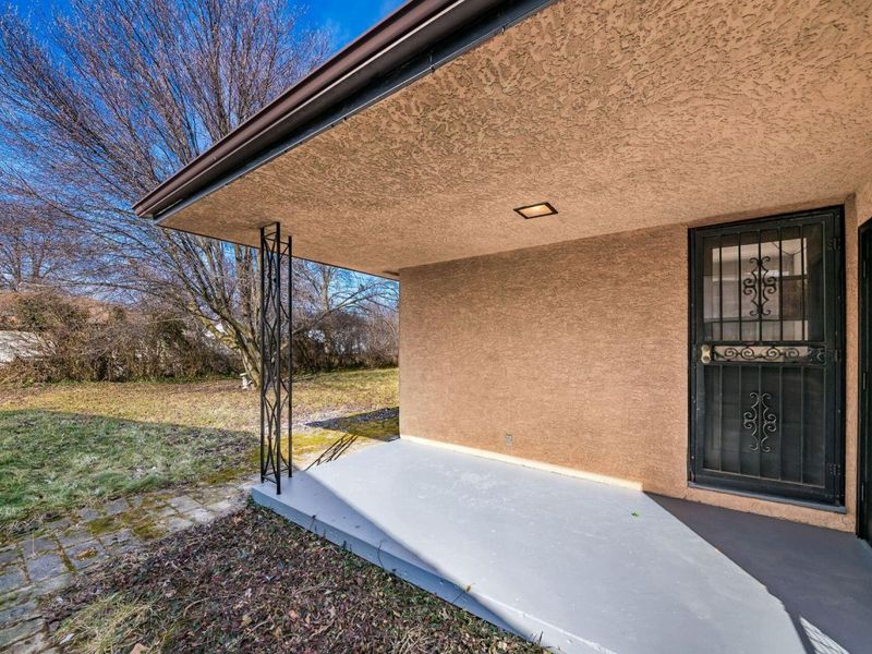 1423 Cottingham Court E, Columbus, OH 43209 Photo 4