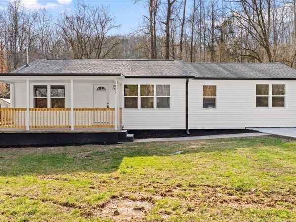 1871 Ruritan Rd, Harriman, TN 37748