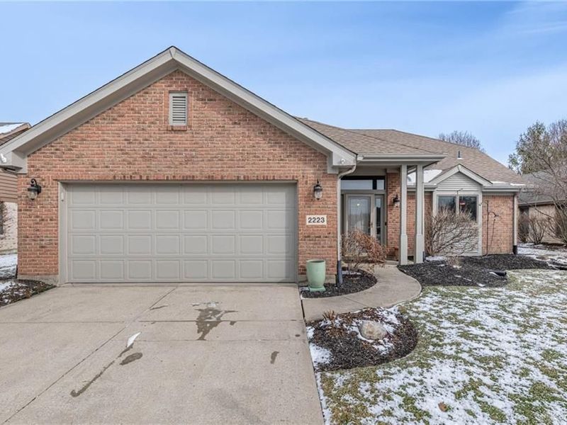 2223 Four Seasons Trail, Miami Township, OH 45342 Photo 2