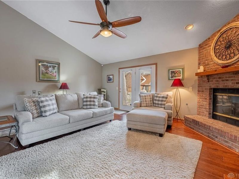 2223 Four Seasons Trail, Miami Township, OH 45342 Photo 3