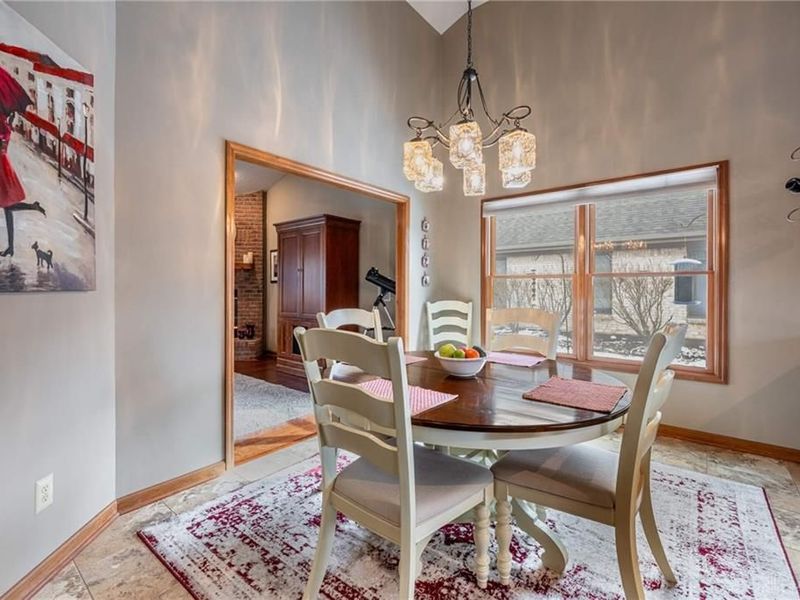 2223 Four Seasons Trail, Miami Township, OH 45342 Photo 9