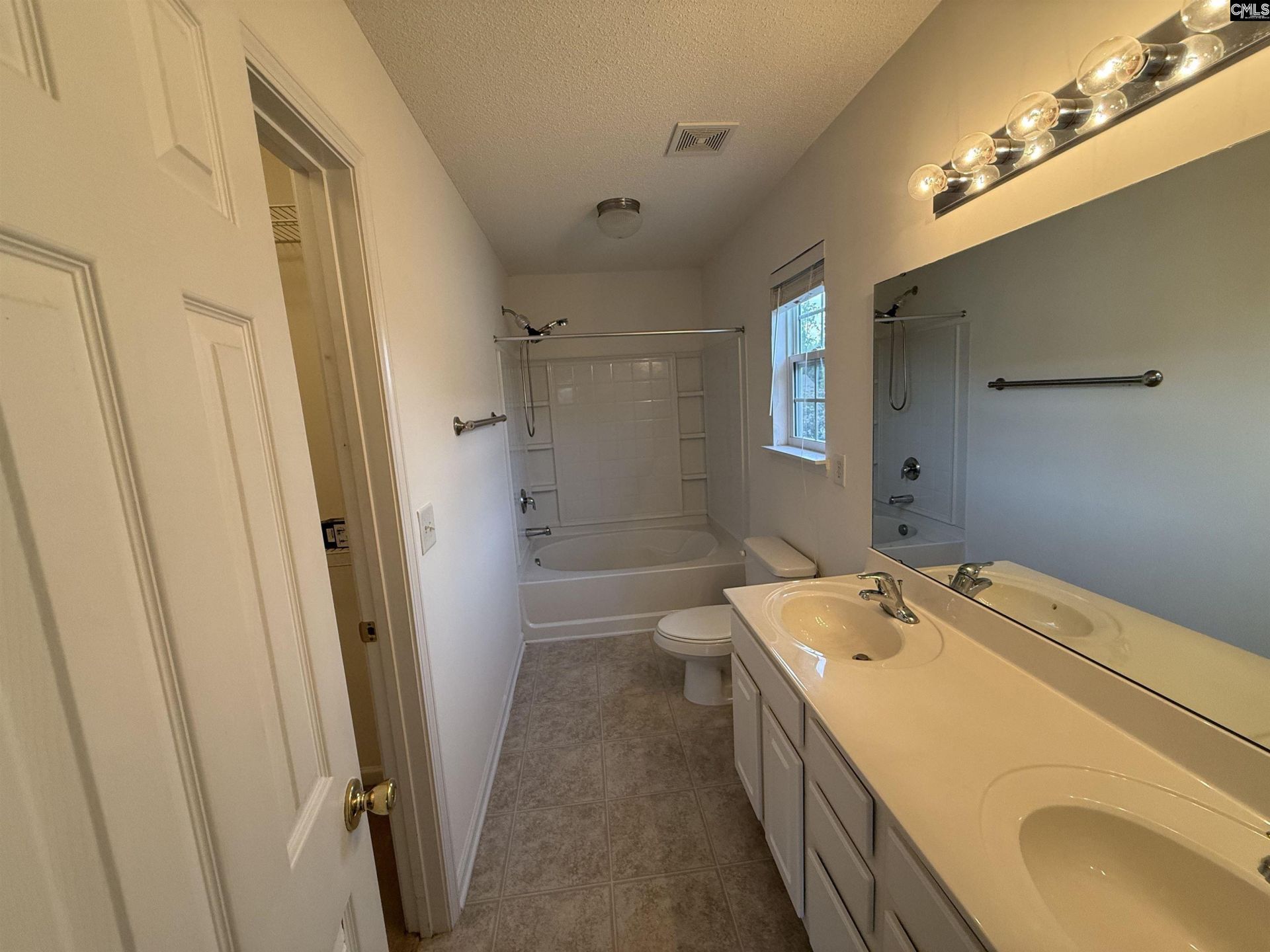438 Grand National Lane Photo 12