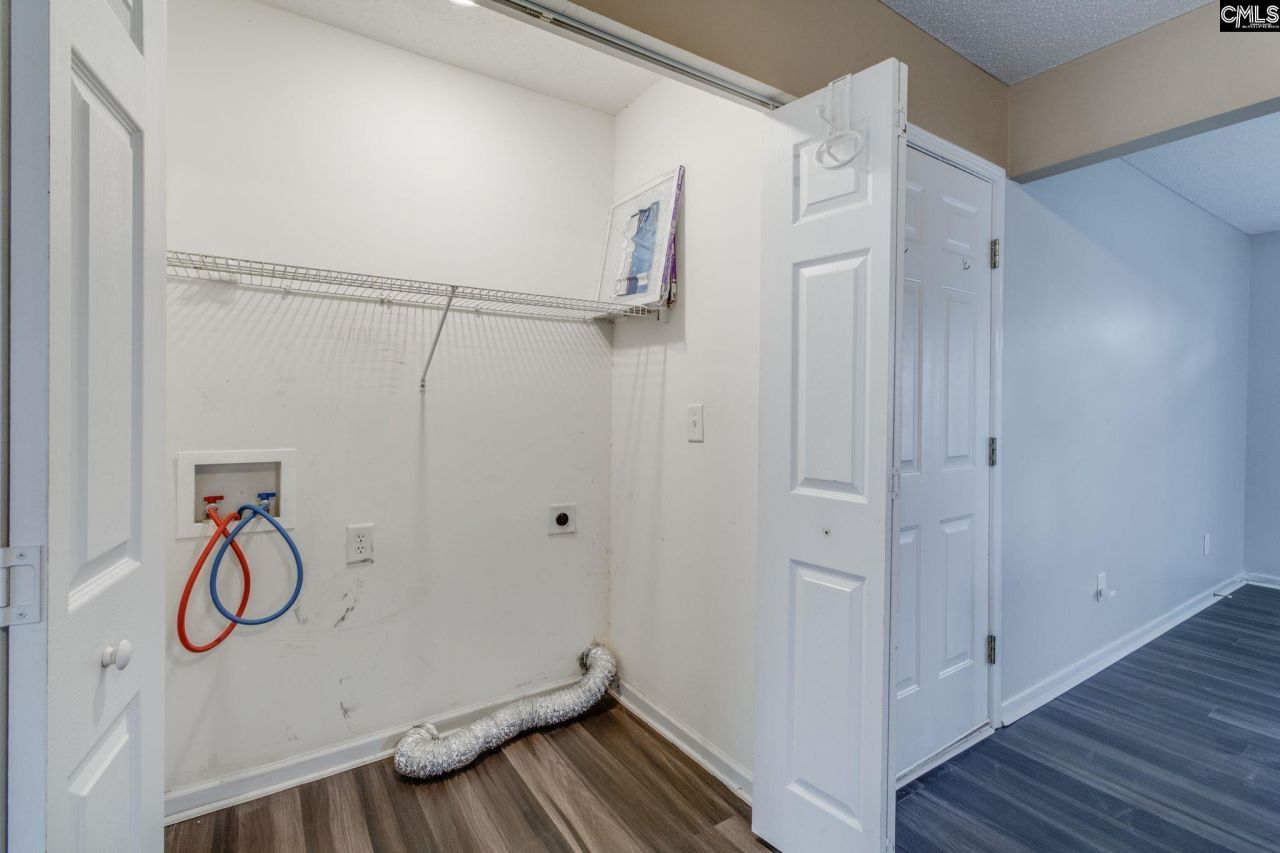 438 Grand National Lane  Photo 19