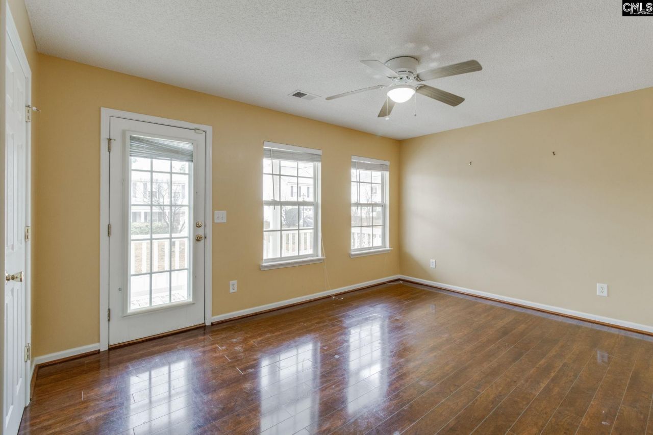 438 Grand National Lane  Photo 24