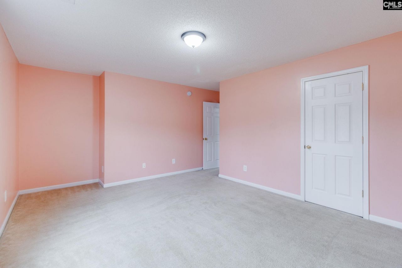 438 Grand National Lane  Photo 30