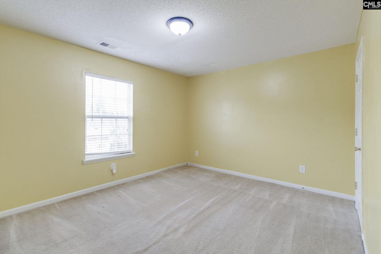 438 Grand National Lane  Photo 31