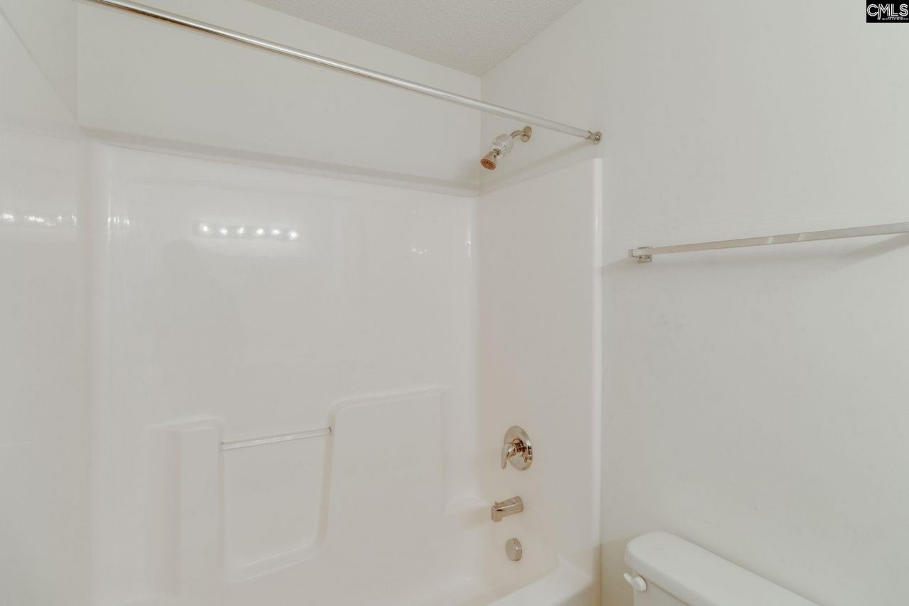 438 Grand National Lane  Photo 34