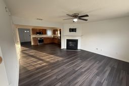 438 Grand National Lane photo 4