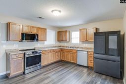 438 Grand National Lane  photo 4