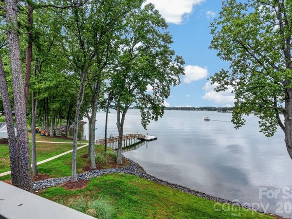 345 Northwest Drive, Davidson, NC 28036