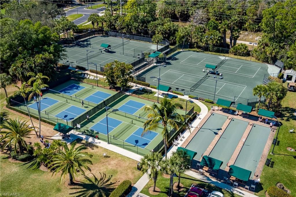 3972 Bishopwood Ct E, Unit 2-203, Naples, FL 34114 Photo