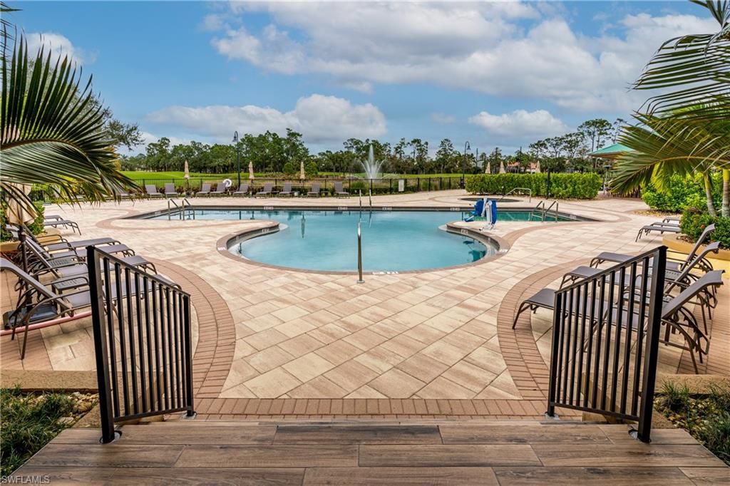3972 Bishopwood Ct E, Unit 2-203, Naples, FL 34114 Photo