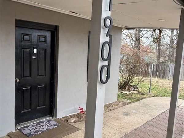 1900 S Glenwood Avenue, Russellville, AR 72802