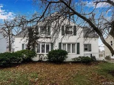 807 Highland Avenue, Buffalo, NY 14223