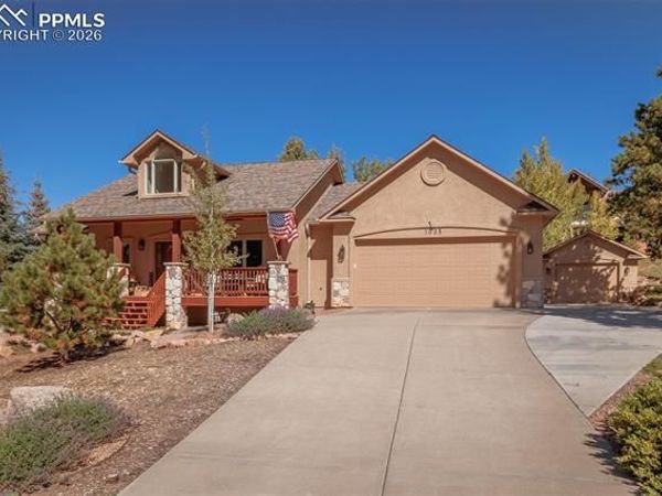 1035 Parkway Lane, Woodland Park, CO 80863
