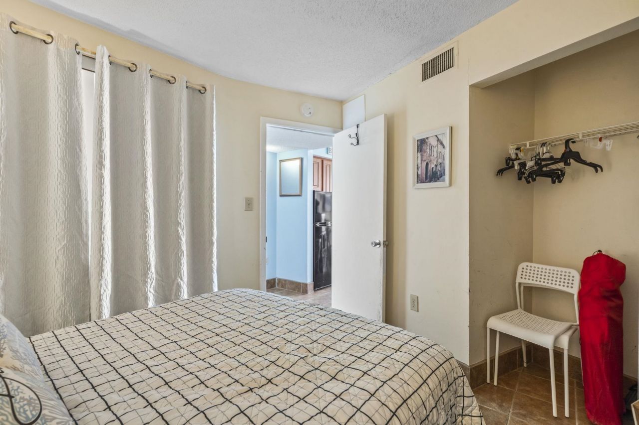 1501 South Ocean Blvd.  Photo 23