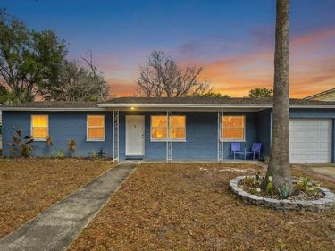 6819 Medellin Ct, Jacksonville, FL 32210