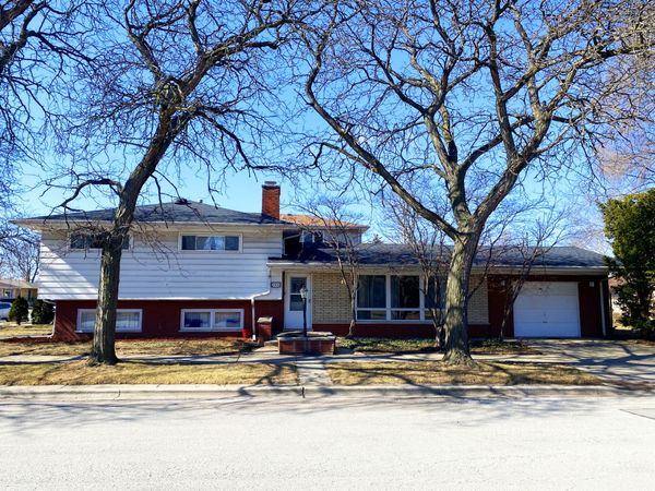 2900 W 100th Place , Evergreen Park, IL 60805